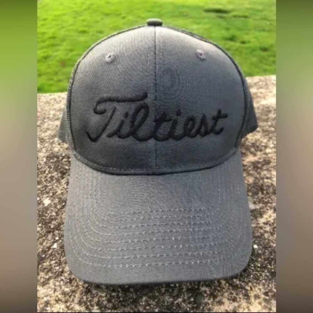 Poker and Golf Lover “Tiltiest” Trucker Hat